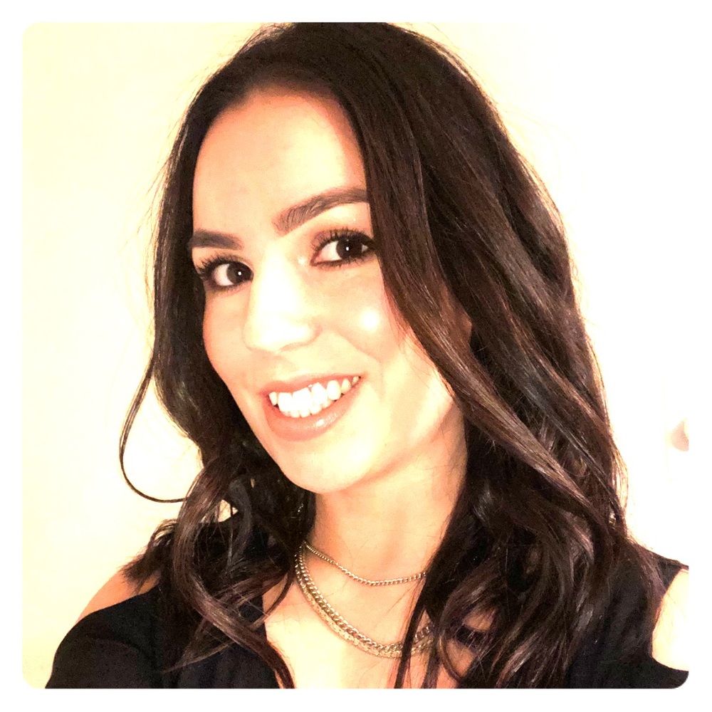 Meet your Posher, Albertina